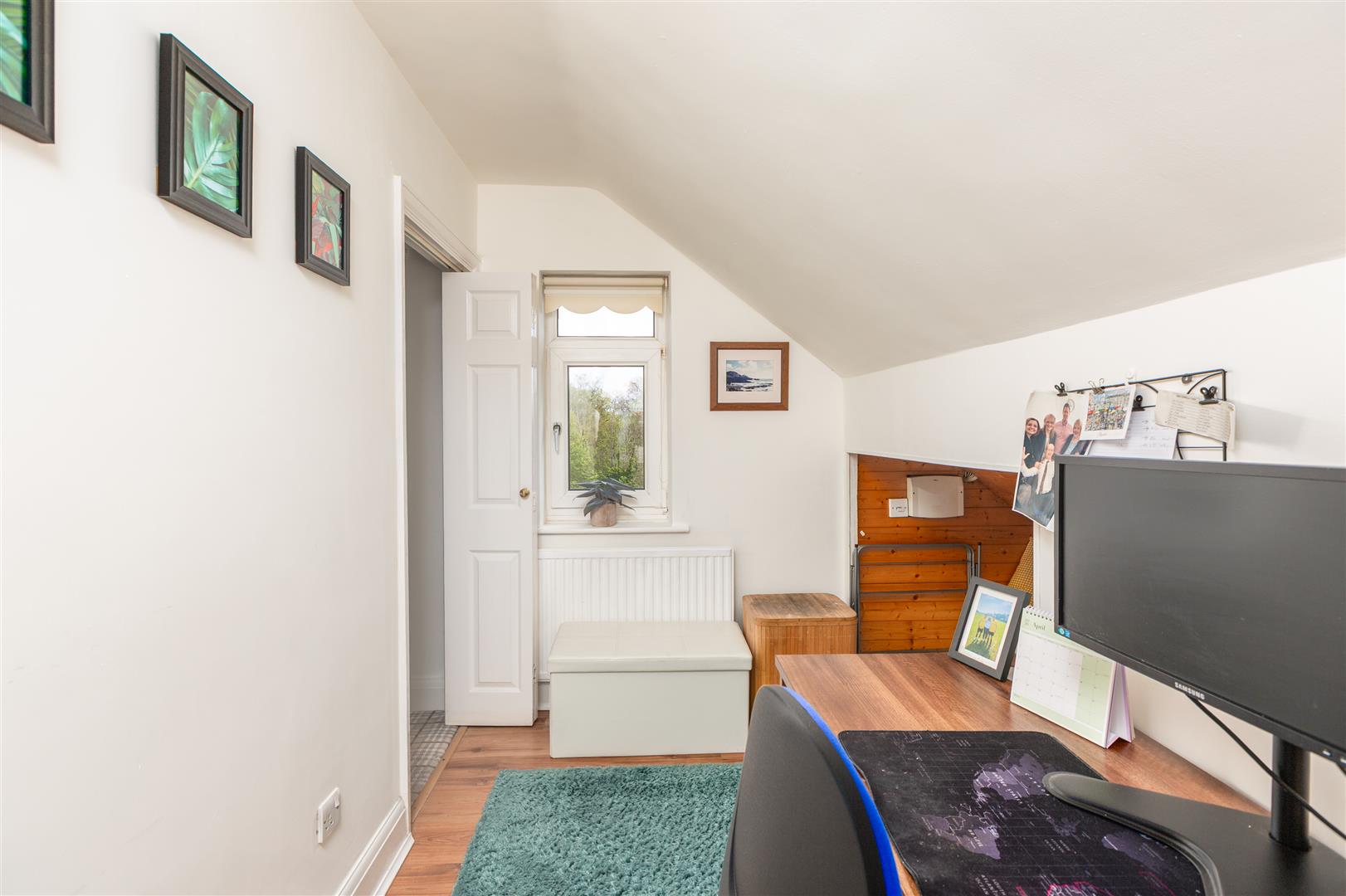 Parklands View, Sketty, Swansea, SA2 8LT